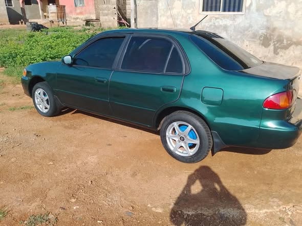 A picture of 2001 Toyota Corolla okerejuowoelo small but might toyota corolla