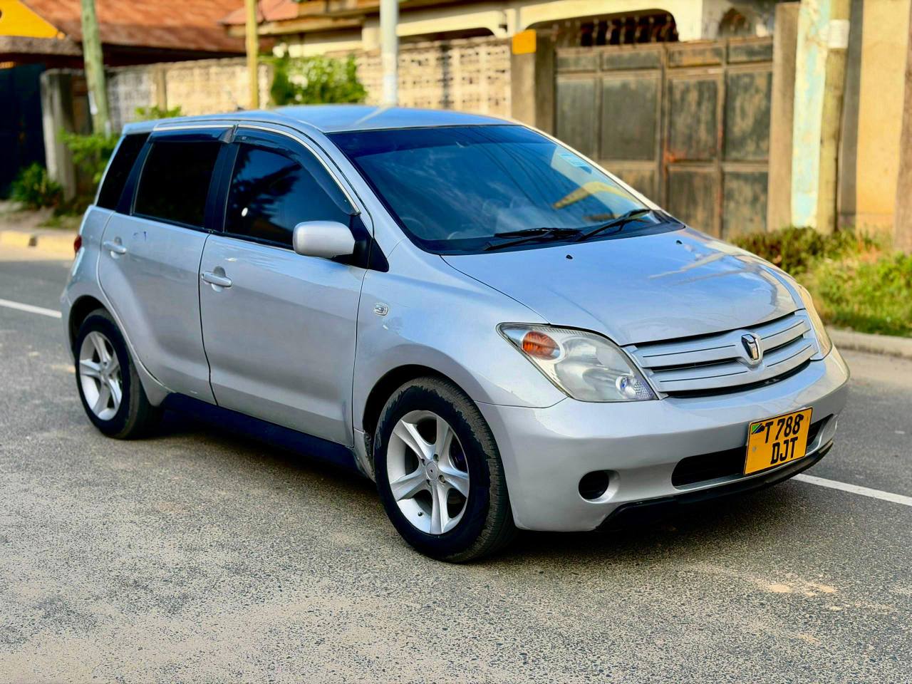 A picture of Toyota ist