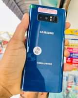 A picture of SAMSUNG NOTE 8