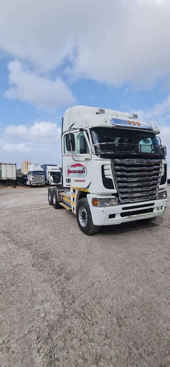 freightliner argosy