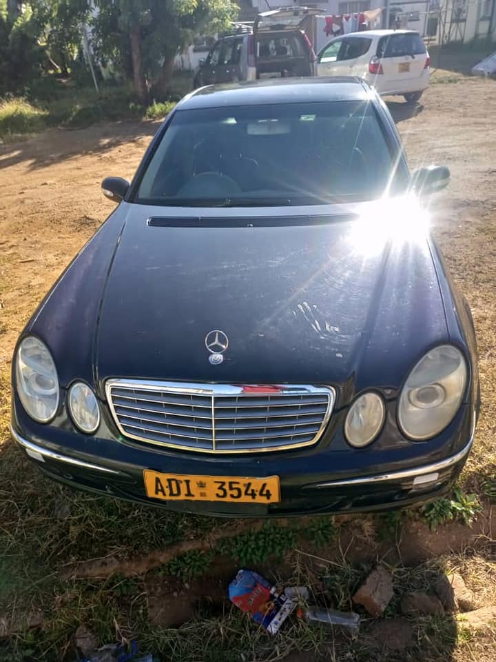 classifieds/cars mercedes