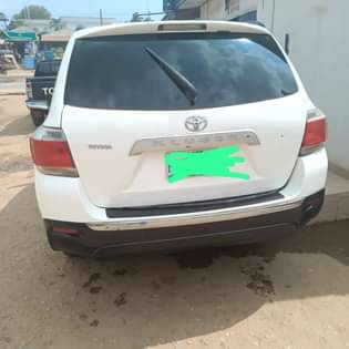 A picture of 2012 Toyota Highlander 4plug engine 08118080708