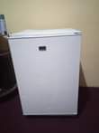 A picture of Zec fridge single door inagandisha sana Bei 150000