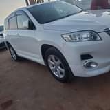A picture of Vanguard clean and well maintained 7 seaters and Sunroof is