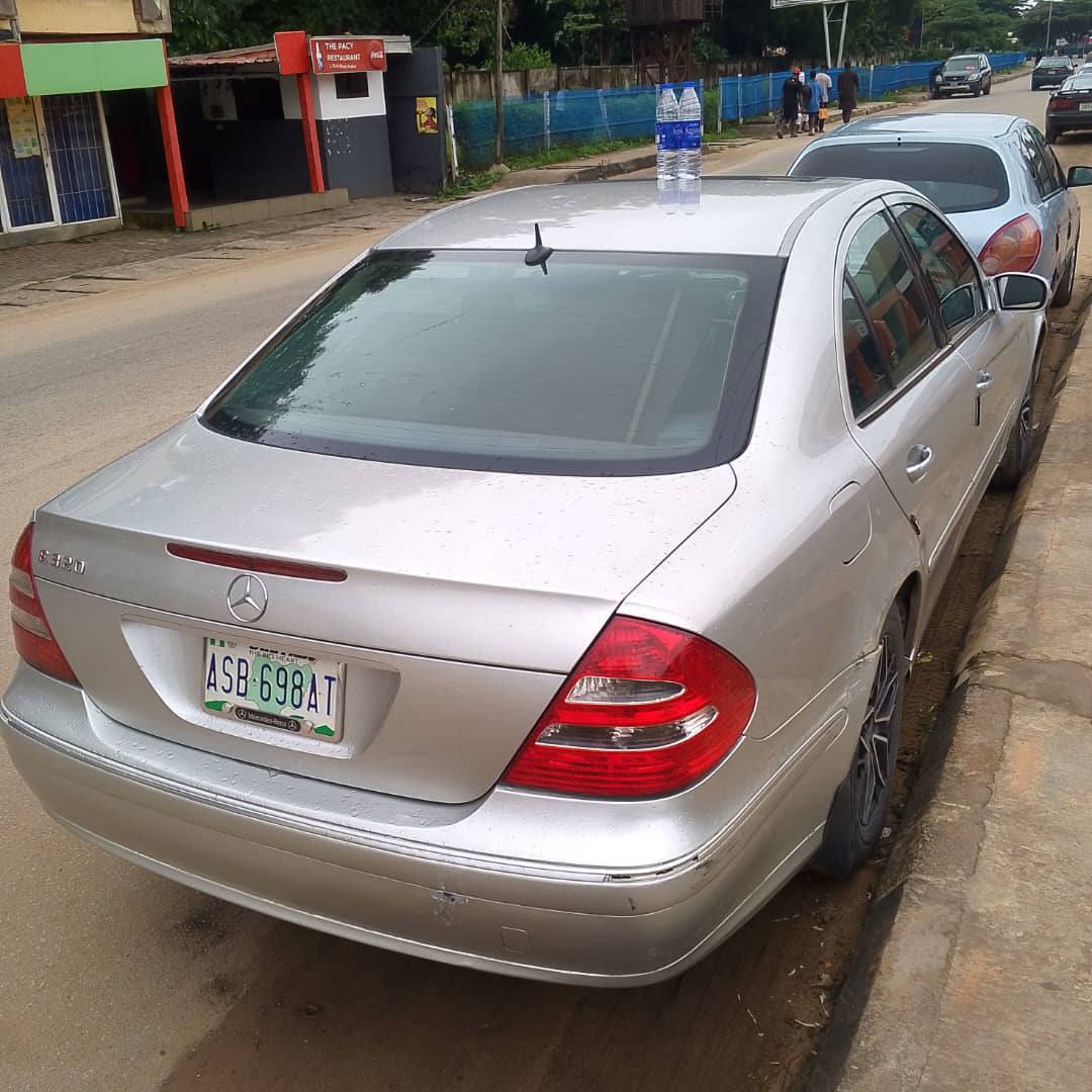 A picture of Mercedes Benz E 320 2004 model
