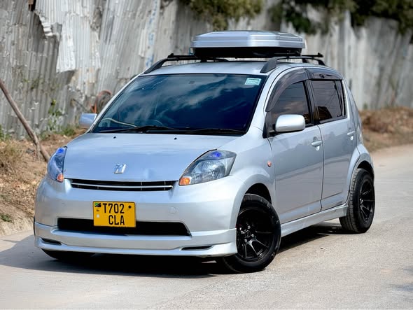 A picture of Toyota passo piston4