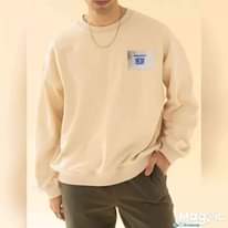 A picture of Shirt sweaters