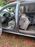 A picture of Toyota sienna 2004