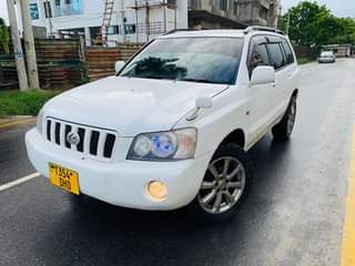 A picture of TOYOTA KLUGGER