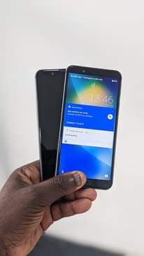 A picture of AQUOS SENSE 3