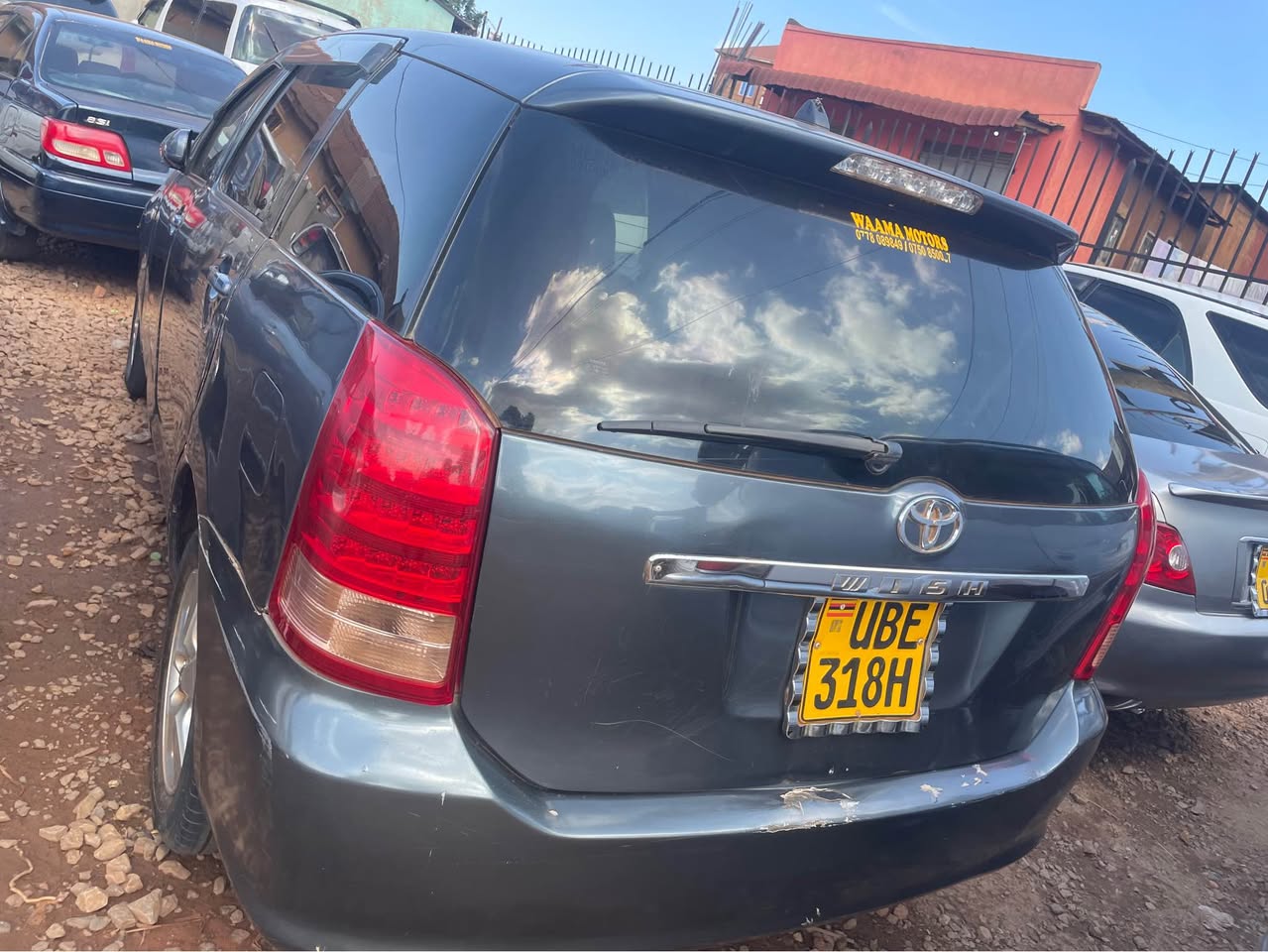 A picture of Toyota wish 2008 model 1 8cc