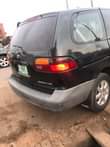 A picture of Toyota Sienna 02 for sale
