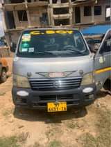 used nissan caravan