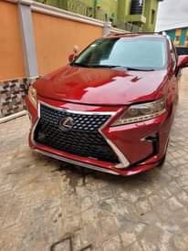 A picture of LEXUS RX350