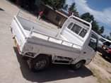 A picture of Suzuki carry inauzwa 4hll gia 5 bei ml 4 Contact