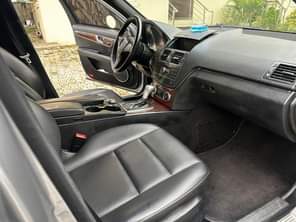 A picture of Super Excellent Mercedes Benz C300 2010 TOKS STANDARD PREOWNED Leather