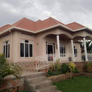 self compound houses