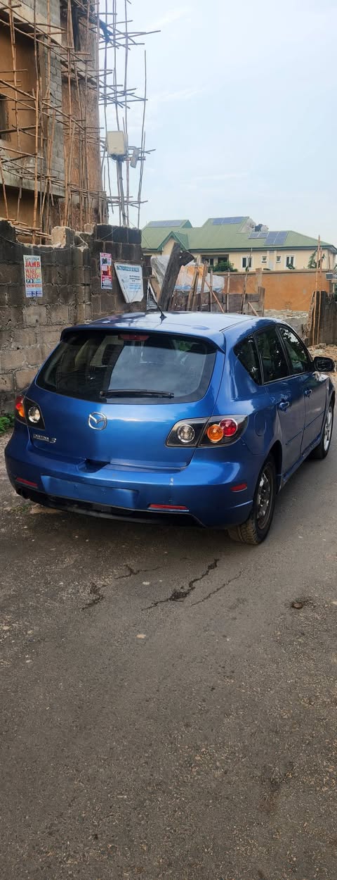 A picture of 2006 Mazda 3 Automatic