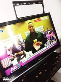 A picture of Tv inc 40 Panasonic lcd bei 280