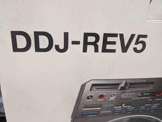 A picture of PIONEER DDJ REV5
