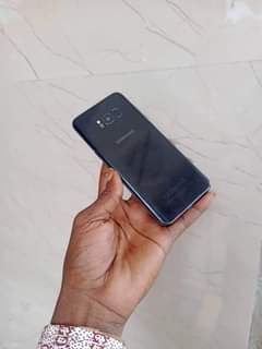 A picture of Samsung s8plus 0612464651