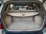 A picture of 2004 Highlander toks accident free with leather interior Formica v6