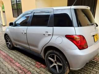 A picture of Car