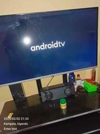 A picture of 40 inch smart TV chiq at 480000 call 0701222348 or