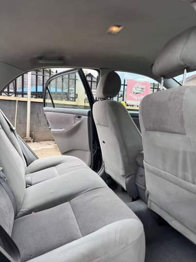 A picture of Toyota Corolla 2005 09061825415