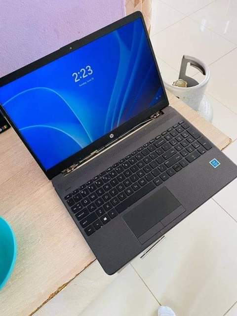 hp laptops
