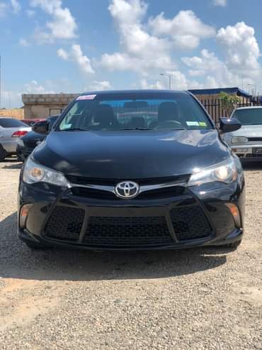 A picture of SUPER DISTRESS A Super Clean Foreign Used Toyota Camry 2016