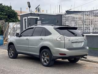 A picture of Full option 2005 RX330 for sale