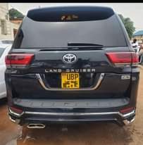 A picture of ZX land cruiser Prado 2020 0756494005 0777540742 190m