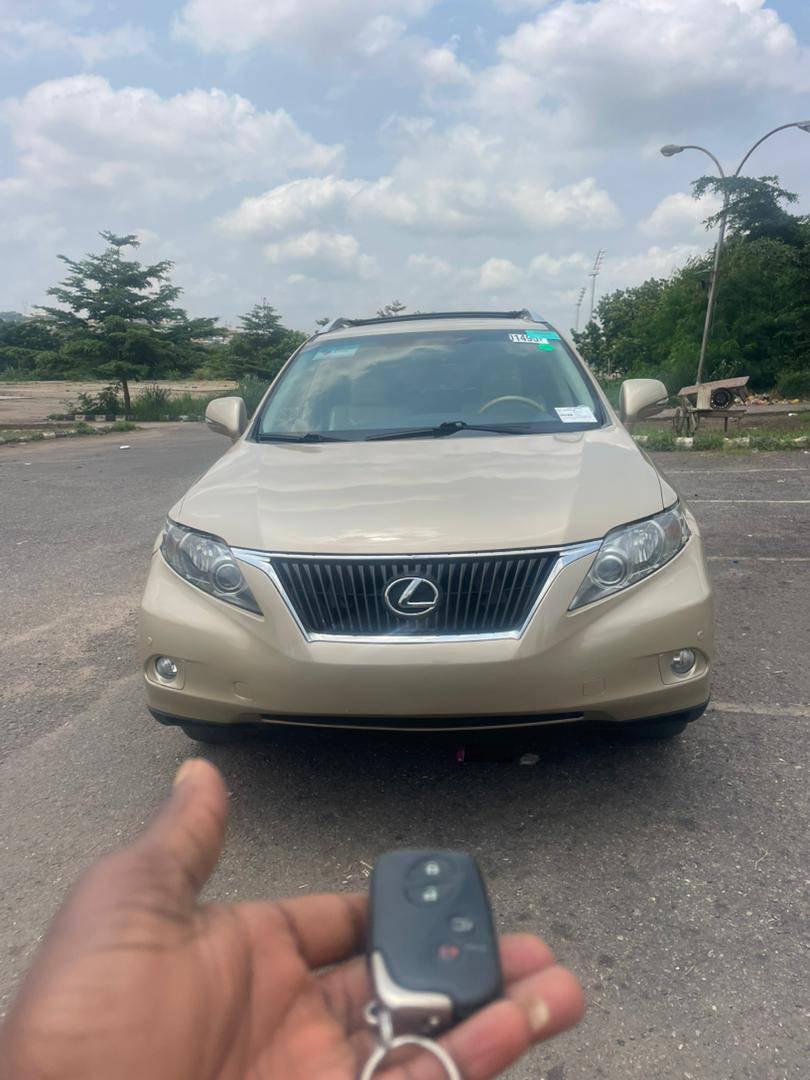 A picture of 2010 Rx 350 Lexus Foreign Used 