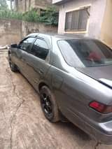 A picture of 2001 Toyota Camry