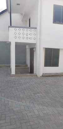 A picture of Msasani Beach Road house