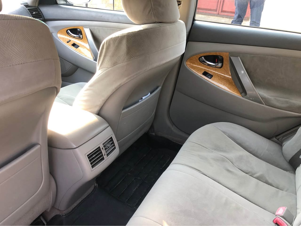 A picture of Toyota Camry spider 2009 XLE 4 plugs for sale owner