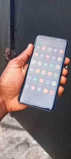 A picture of Samsung S9