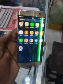 A picture of s7 edge. dual sim no crack