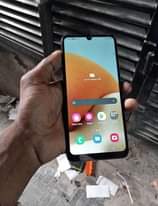 A picture of Samsung A32