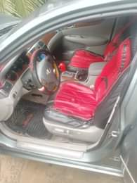 A picture of 2005 es330 clean in and out 3 2mill ph