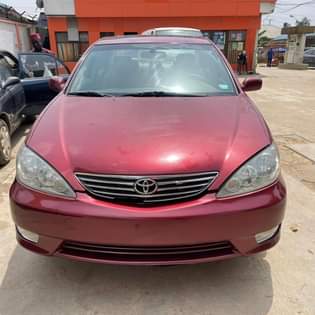 A picture of Toyota Camry 2005