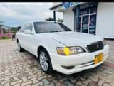A picture of Toyota crester