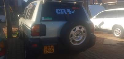 A picture of Harreir 2.2cc 14m Rav4 7m 0705835212