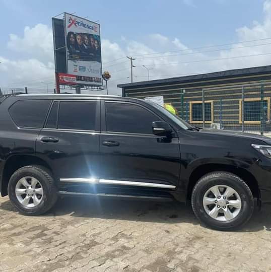 A picture of Super clean Prado upgrade to 2022 Call 08161328949 Price 30