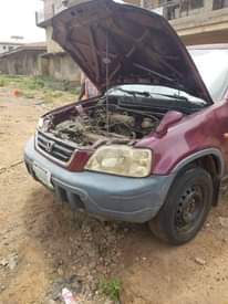 A picture of 1999 Honda CRV Lx