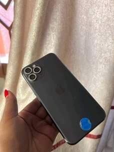 A picture of Iphone 11pro 64