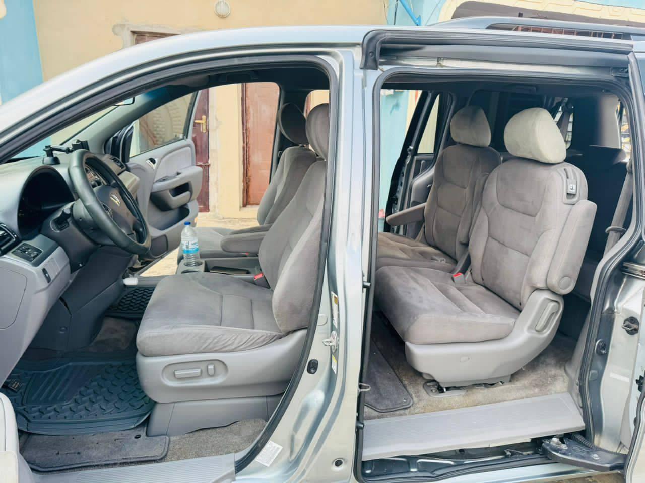 A picture of 2010 Honda odyssey