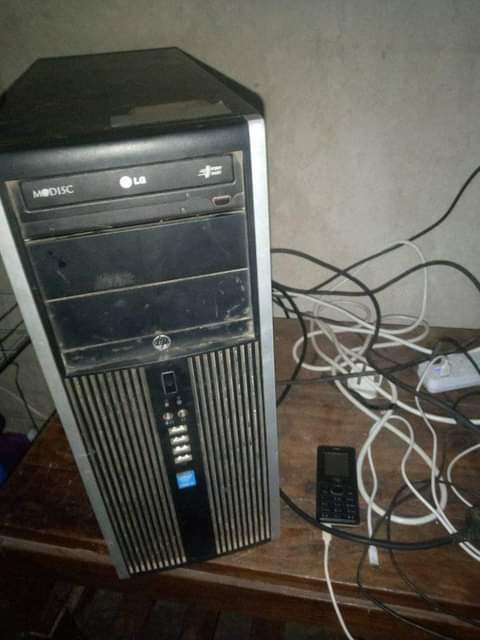A picture of Full computer