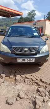 A picture of Toyota Harrier